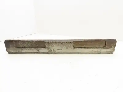 Press Brake Die 25" Long 90° V 1/2" Tang 31/32" W 2-3/4" H Side Notched