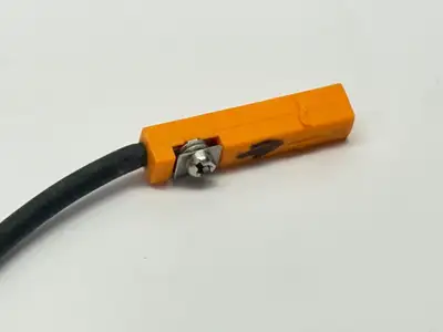 MK5102, MKT3028BBPKG/G/0,3M/ZH/ASR | ifm MK5102 T-Slot Cylinder Sensor MKT3028BBPKG/G/0,3M/ZH/ASR - Used