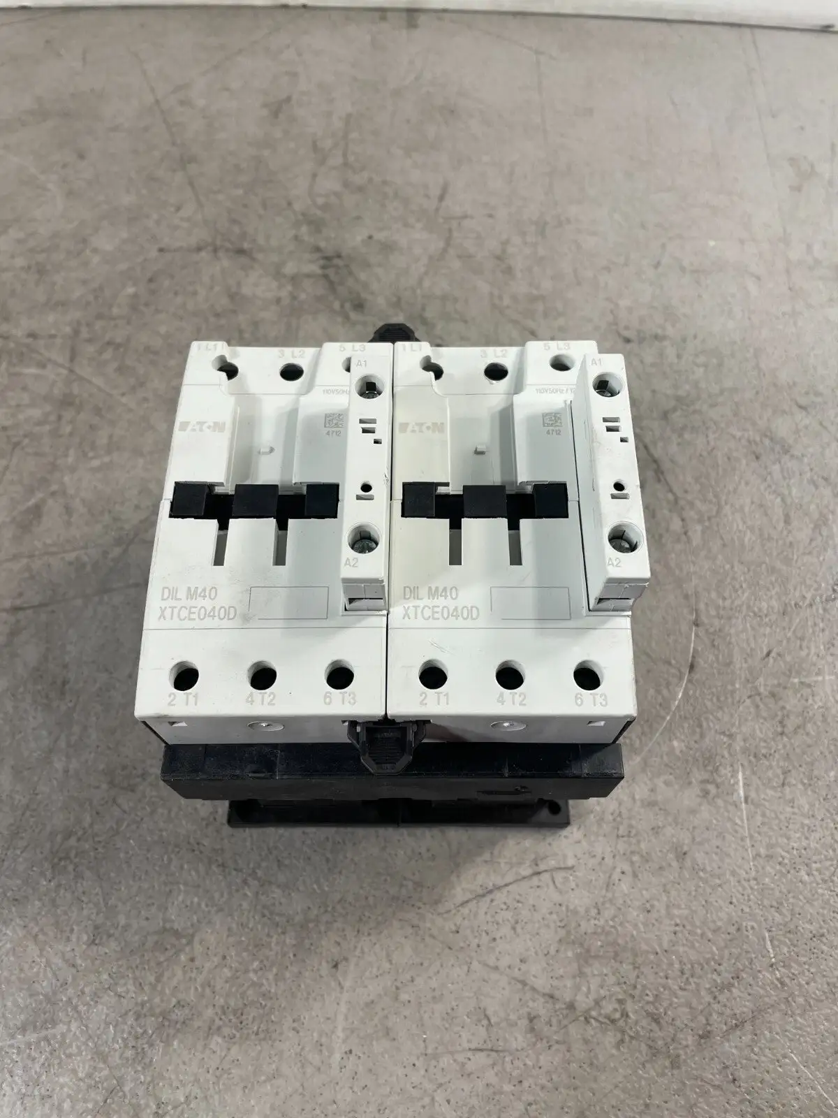 USED Eaton Eaton DilM40