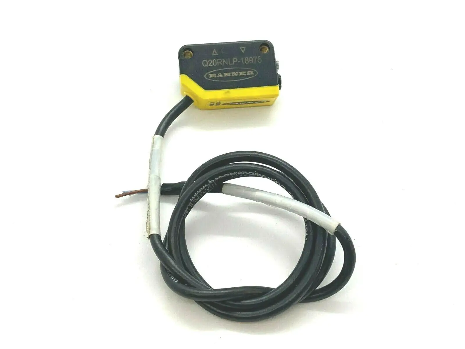 Q20RNLP-18975 | Banner  Polarized Retro Photoelectric Sensor - Used