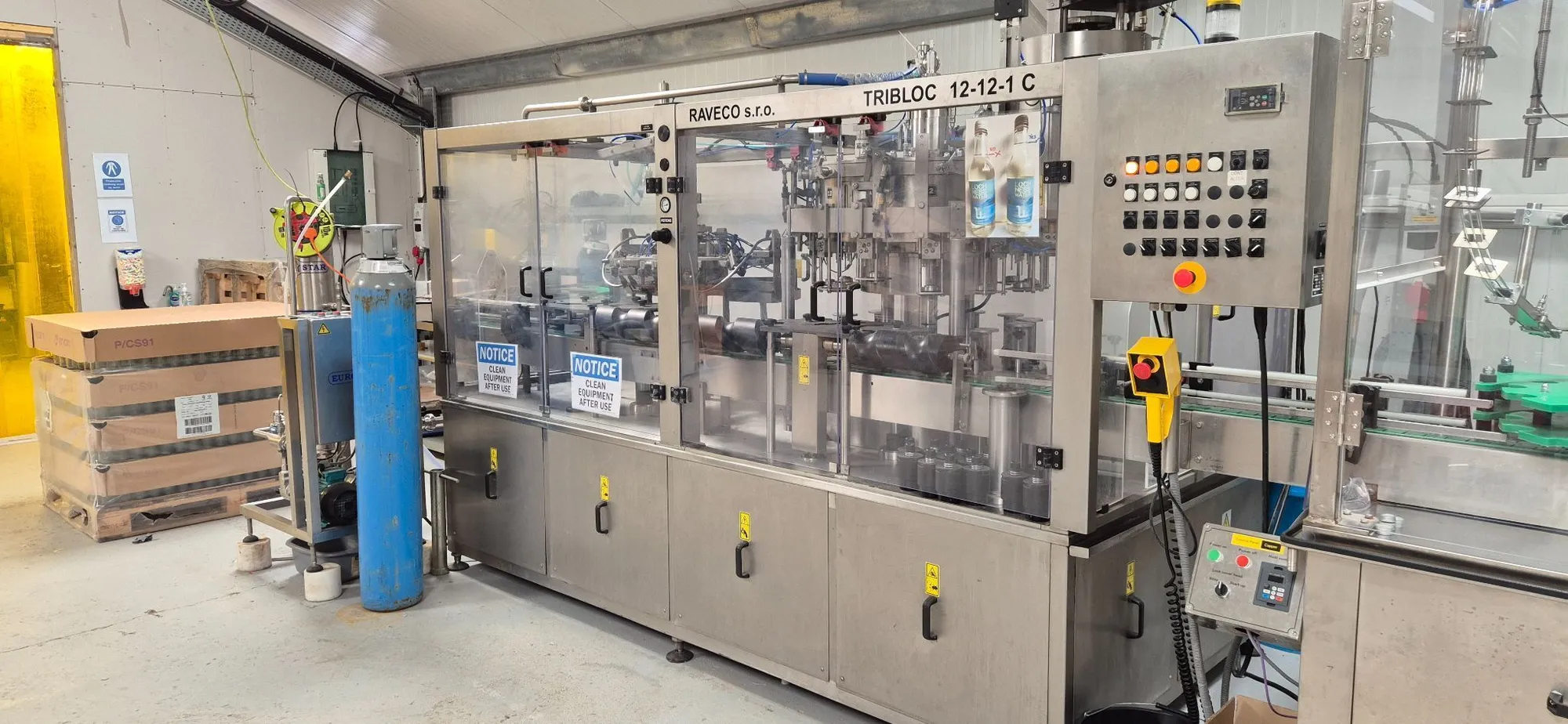 Used Raveco Moravec 12-12-1C Monoblock Overflow Pressure Gravity Liquid Fillers GB | Perry Equipment #1453793