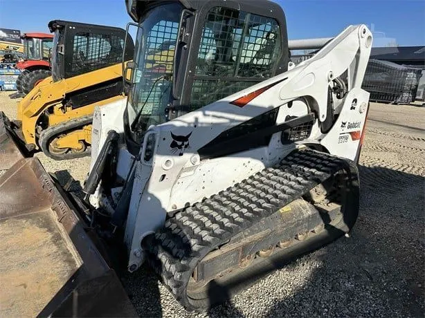 USED 2019 BOBCAT T770