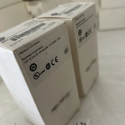 NEW Allen-Bradley 800TP16G