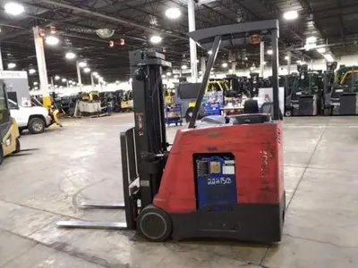 USED 2018 RAYMOND 425-C30TT