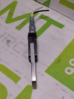 OMRON D2MV-01L111-1C3 MICRO SWITCH