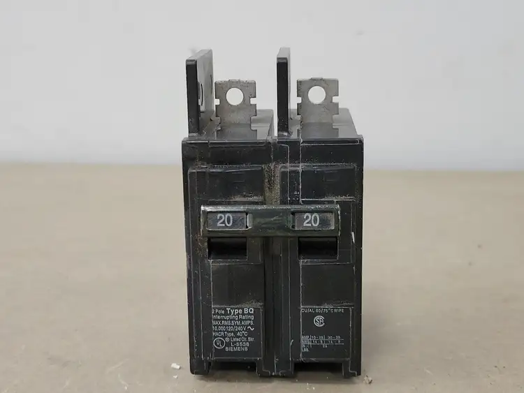 Used SIEMENS BQ2B020 Switchgears British Columbia CA | Lenmark #239817