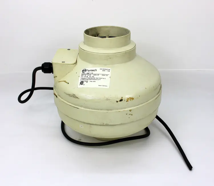 Used FANTECH DBF 110 Fan Filter Units | Industrial Parts R Us Inc. #366930