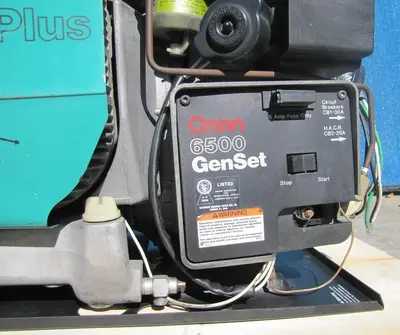 Onan Commercial 6500 Watt RV Gasoline Generator 120/240V Output 1784 Hours