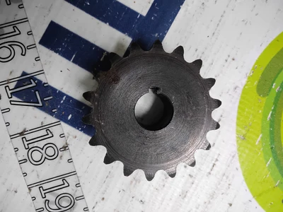 SPROCKET 35B18F 5/8 SPROCKET 16 TEETH