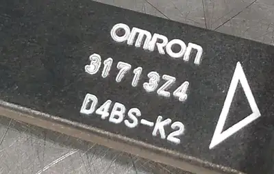 Omron D4bs-K2 Right Angle Actuating Key Loc4D1