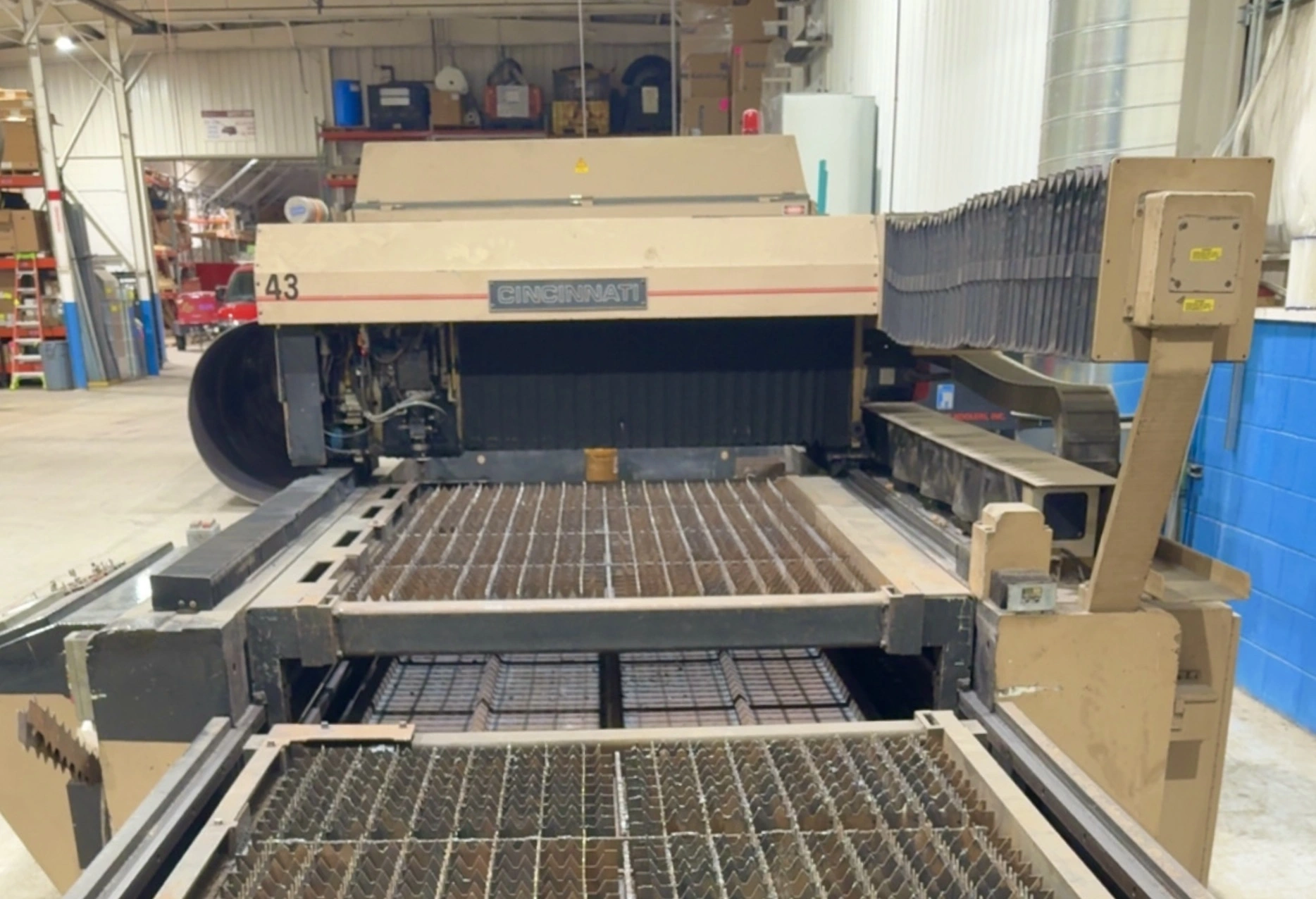 USED 1995 CINCINNATI INC CL-7