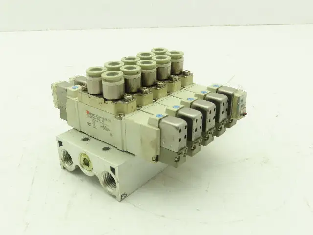 SMC 5 SMC 30-SY5320-5HZ-C8 Solenoid Valves On A Valve Block 24VDC Coils