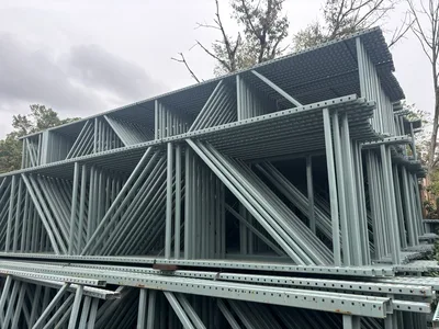 Interlake Interack30 44″ x 23′ Pallet Rack Upright U Frame Punch Racking