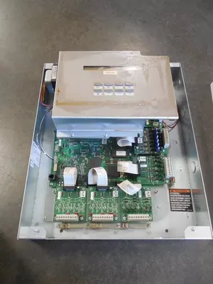 Trane BMTU000AAAS7761121000200 Universal PCM Programmable Control Module Used