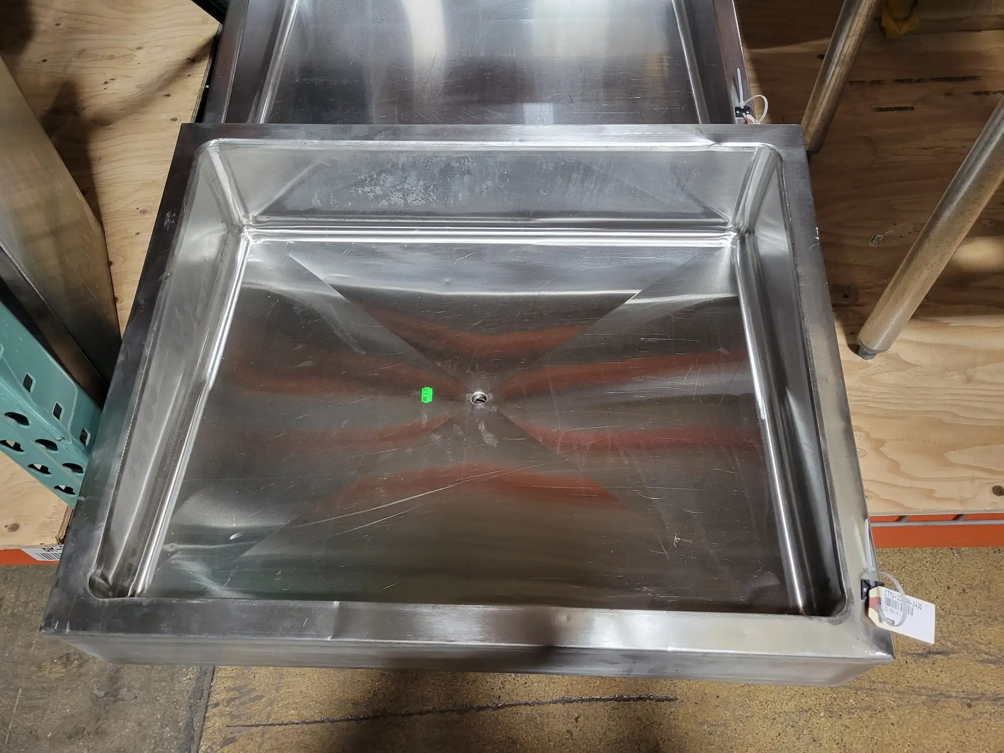 Stainless Steel Ice Display - 30"L x 24"W