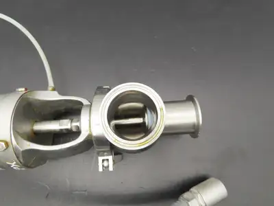 SPX Waukesha W6100046 Sanitary Shut-Off Valve 2" Tri-Clamp w/StoneL Prism Sensor