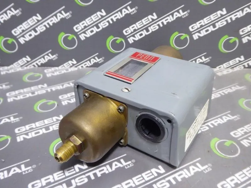 Johnson Controls P74DA-17 Pressure Control Module Used