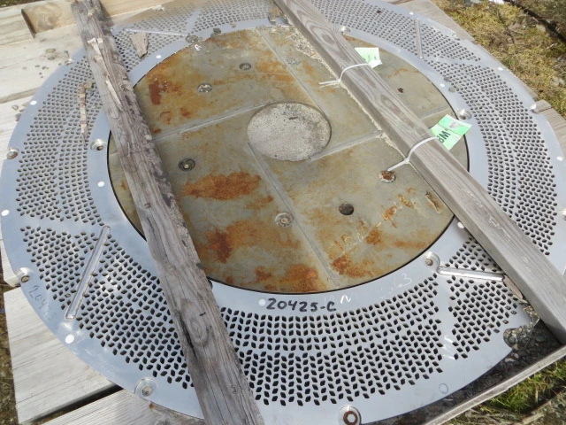 Used EXTRACTION PLATE 60" DIA. Pulp and Paper New Jersey US | Perry Equipment #117891