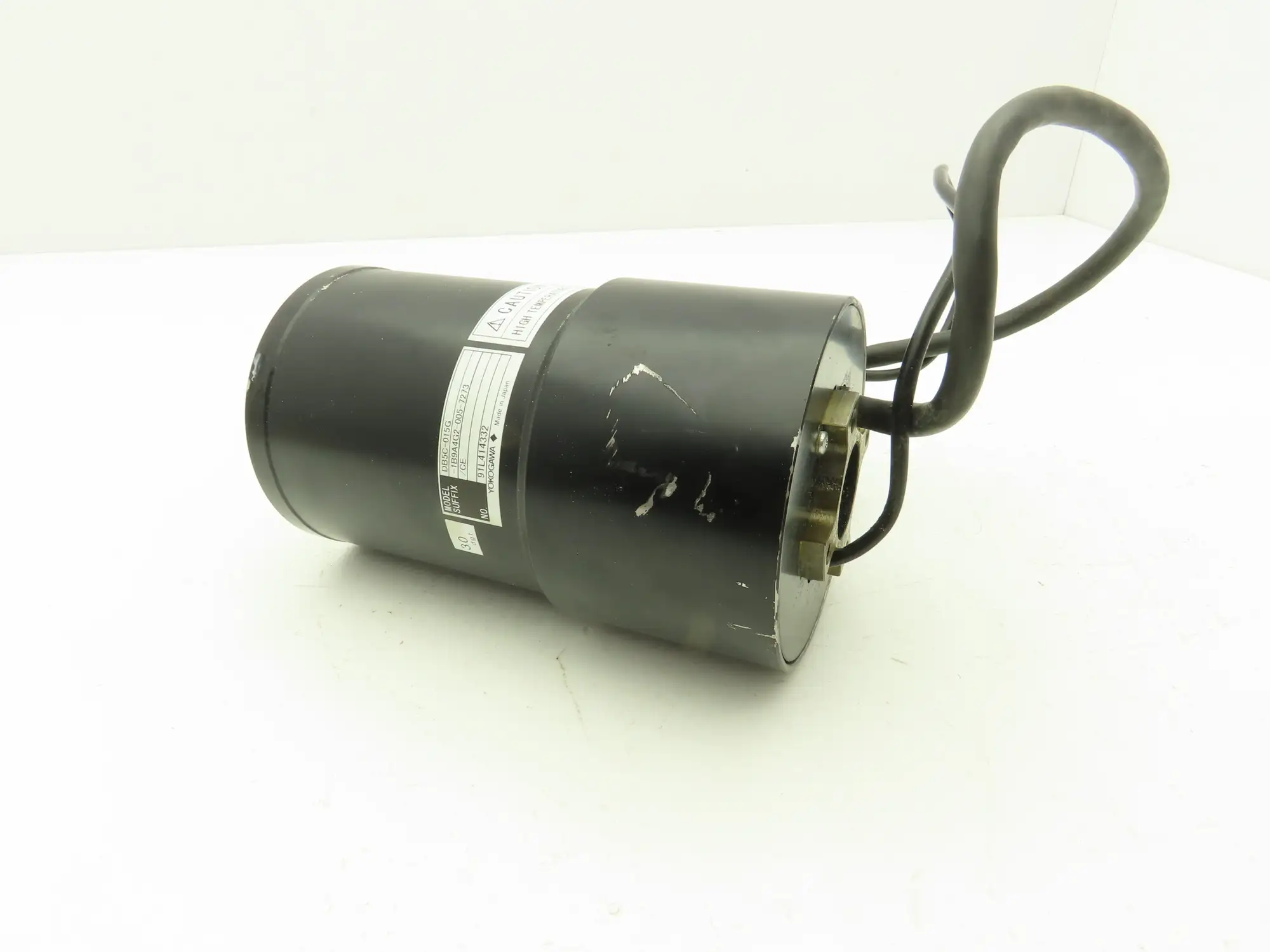 Yokogawa DB5C-015G-1B9A4G2-005-7273 Servo Actuator Motor W 20" Leads