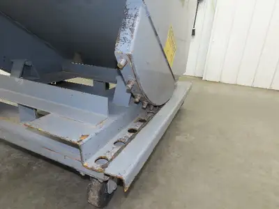 Used MECO _UNKNOWN_ Hoppers Indiana US | Arrow Industrial #1366953