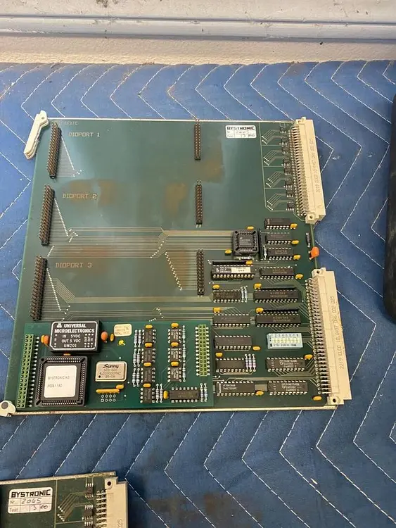Used BYSTRONIC E0774-5-B PLC Input & Output California US | Van Aliso Enterprises Inc #716289
