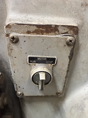 Used GOULD & EBERHARDT _UNKNOWN_ Universal Cylindrical Grinders Illinois US | Aucto #1355334