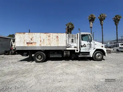 Used 2000 FREIGHTLINER FL60 Tractors & Trailers California US | Lillo Machinery #1388213