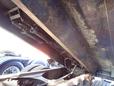Used 2005 VOLVO VHD64F200 Dump trucks Massachusetts US | Brookside Equipment Sales #1558190