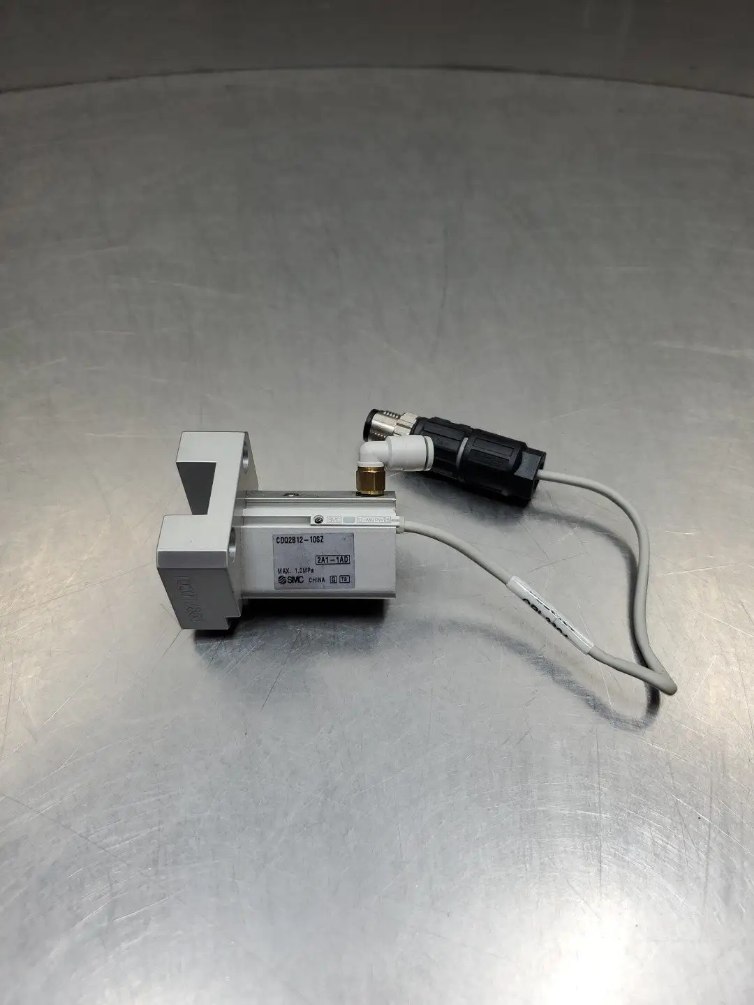 SMC CDQ2B1210SZ Compact Cylinder Single Actuator w/DM9PW Reed Switch. 6E13
