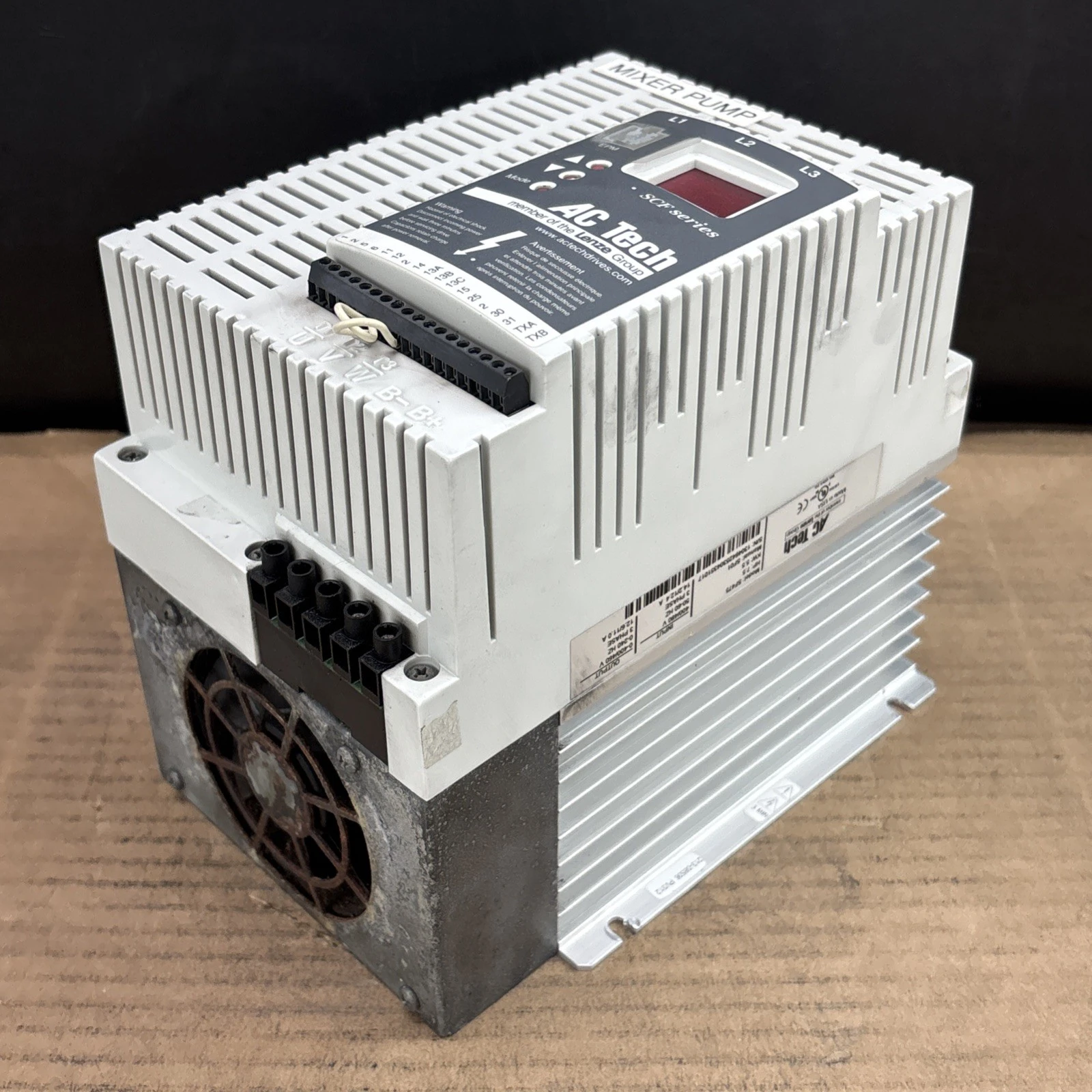 Used Lenze SF475 AC Drive Control Module Indiana US | J&J Industrial Supply #1539972