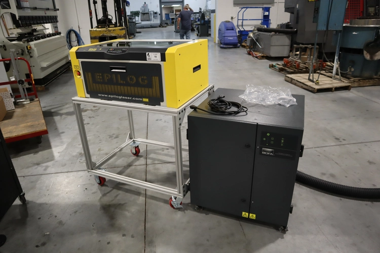 Used EPILOG LASER FIBERMARK 24 SERIES 8000 Laser Markers Minnesota US | Machinesused.com #1410654