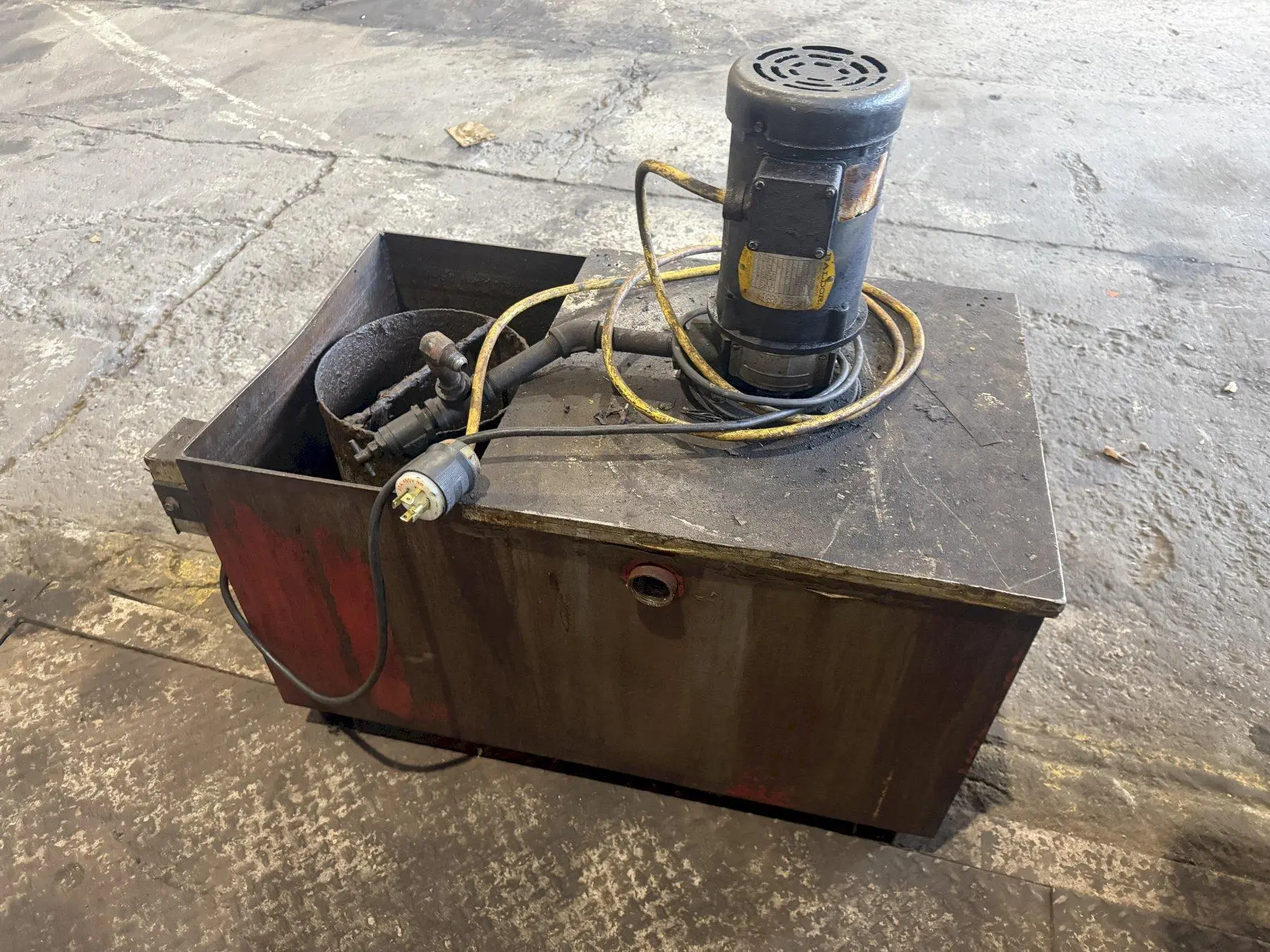 5 HP COOLANT PUMP & TANK:: YOBRO 24936