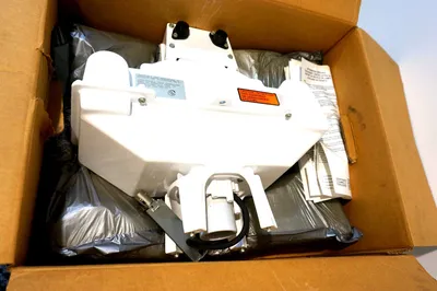 NEW HUBBELL CH10H5-M-0U-F5-QSS LIGHT FIXTURE TRIBAY SERIES CH10H5M0UF5QSS