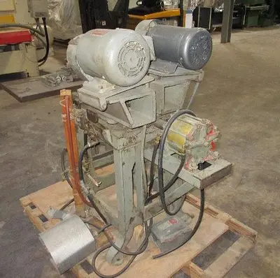 CAROLINA DOUBLE-SPINDLE HORIZONTAL BORING MACHINE