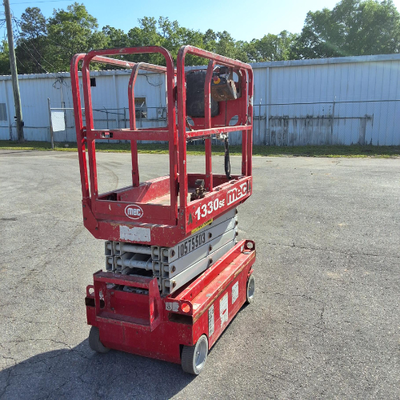 USED 2017 MEC 1330SE