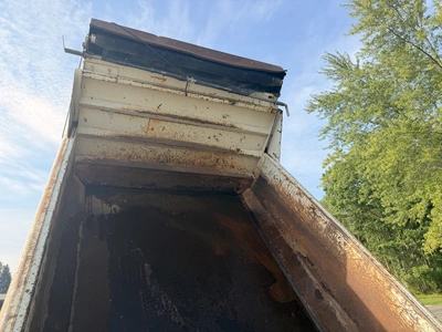 Used 2009 FORD F-750 4X2 Dump trucks Michigan US | Miedema Asset Management Group #1437082