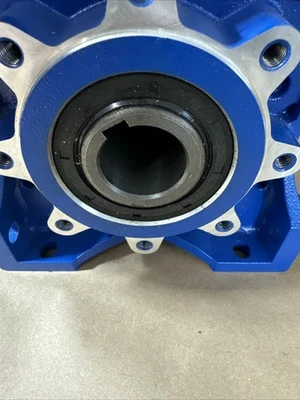NEW Motovario NMRV-P 075