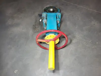 USED ENDURANCE VALVE FV-4-300-150RF-PS-CS/V/M-304-HW-X
