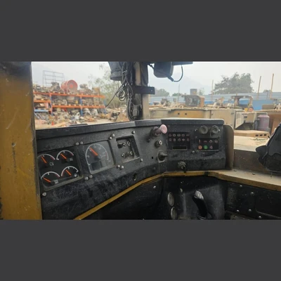 USED 2017 CATERPILLAR R1300G
