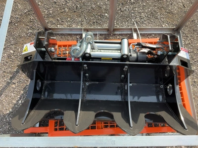 Used WOLVERINE SSW15 HYDRAULIC WINCH SKID STEER ATTACHMENT Misc Construction Attachements Michigan US | Miedema Asset Management Group #1768771