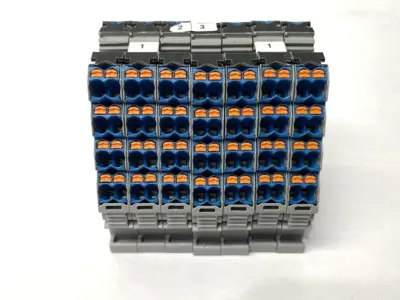 USED PHOENIX CONTACT POTENTIAL DISTRIBUTORS 3270223 LOT OF 7