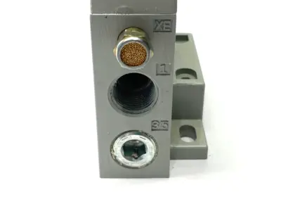 Used Numatics Pneumatic End Manifold Block XE, 1, 3/5 Ports Parts (Hydraulics and Pneumatics) Michigan US | Maverick Industrial Sales #1395123