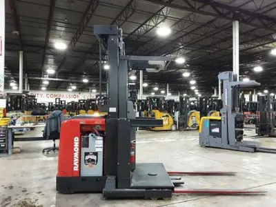 USED 2019 RAYMOND 530-OPC30TT
