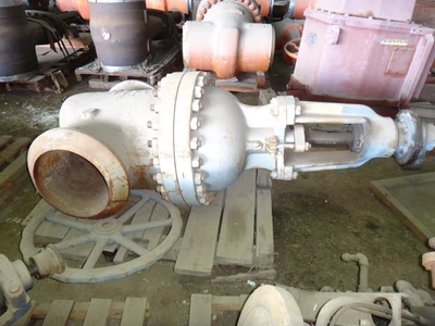 Crane 16" 600 lb Gate Valve