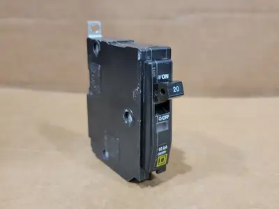 USED SQUARE D QOB120