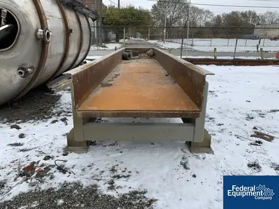 USED Eriez 30" Eriez Vibrating Conveyor, Model HVF30, C/S