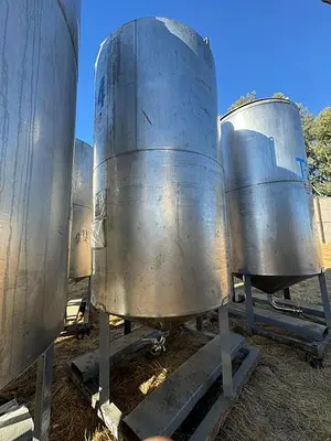 Tank, 750 Gallon, 316 Stainless Steel, Cone Bottom, #5991011