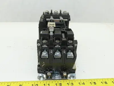 Allen Bradley 500F-AOD930 Sec. C Contactor Size 0 5Hp Starter 3P 120V Coil Relay