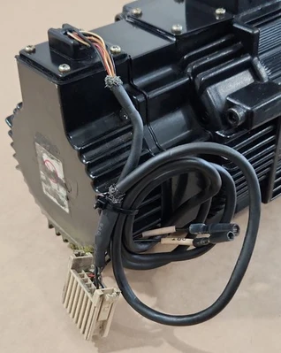 USED Yaskawa SGMGH-13A2A-YR23