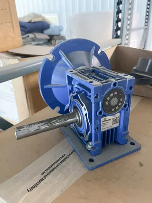 MOTOVARIO NMRV 040 Gearbox | Buy Per Pound (2)
